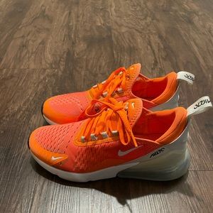 Nikes air max 270 size 7 women